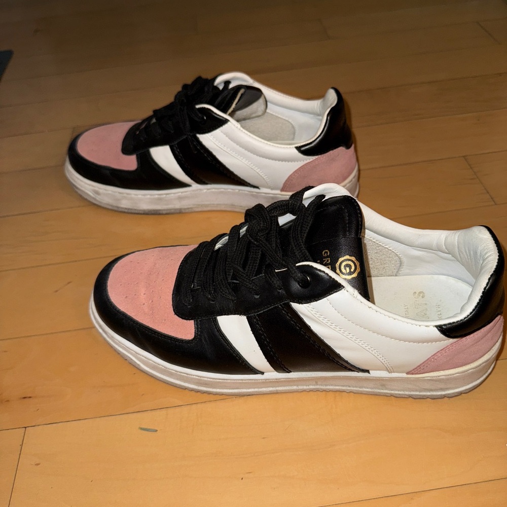 Men’s Sneakers